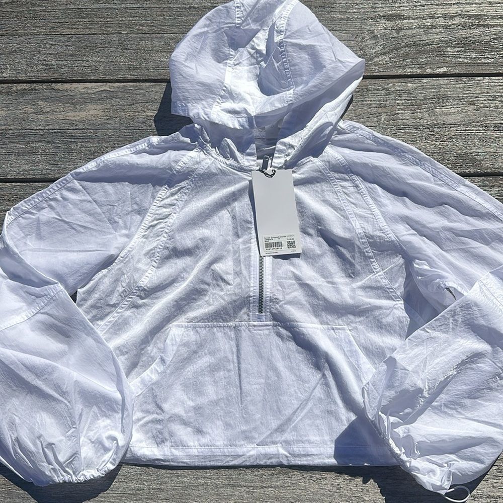 Lululemon Scuba Cropped Anorak White Size 10 NWT Lightweight Jacket‎